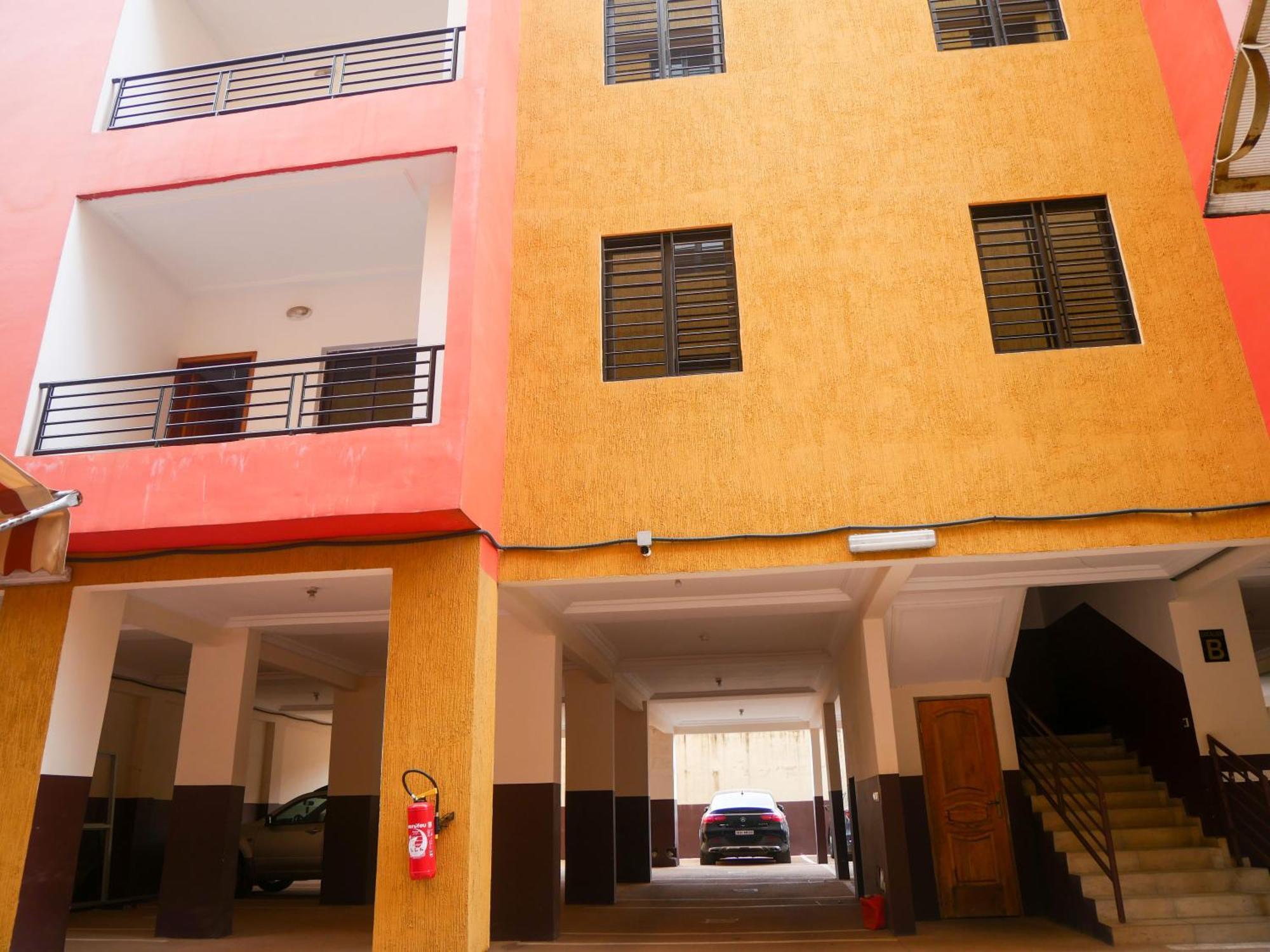 Modern And Cosy In Abidjan