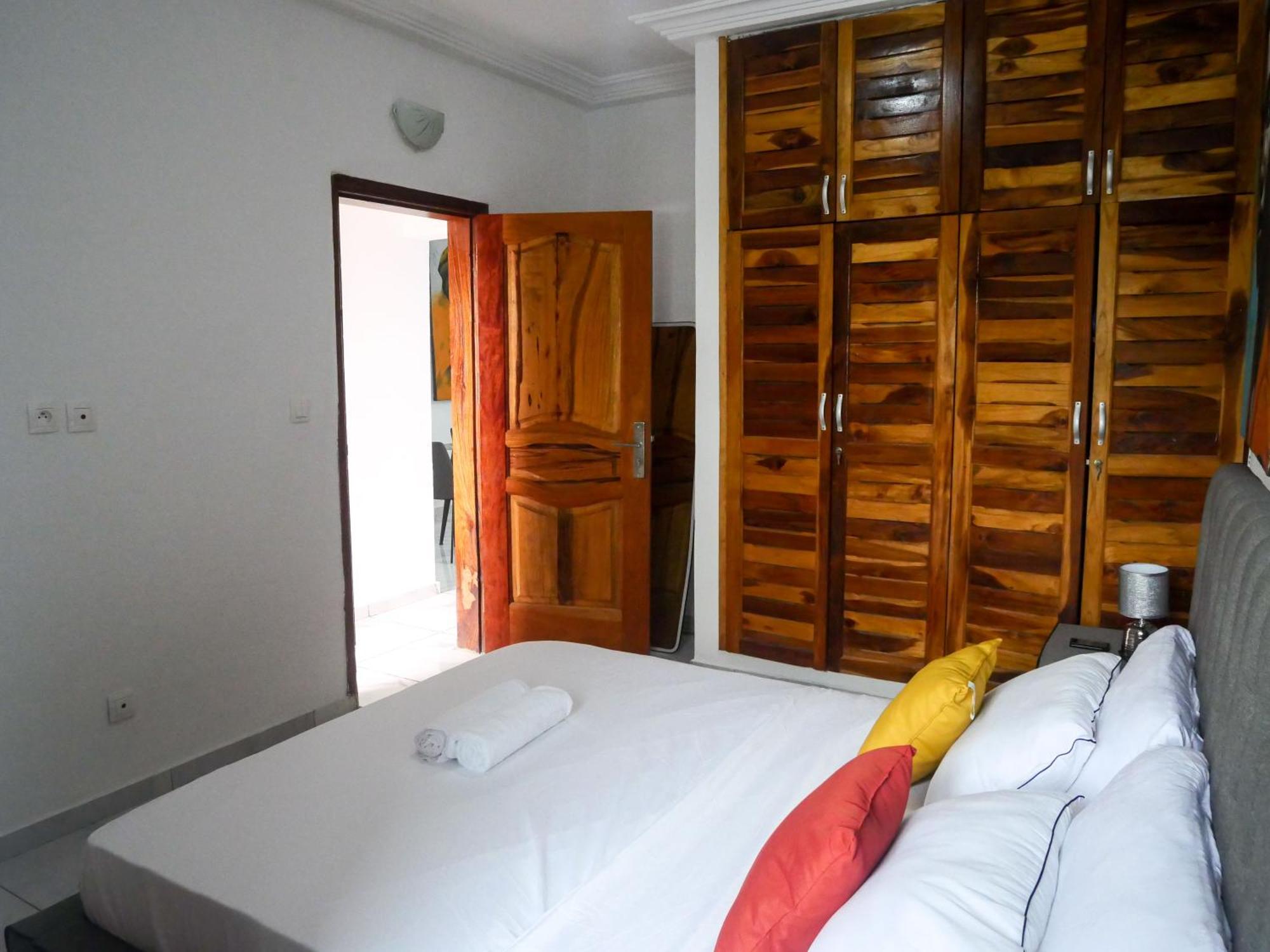 Apartment Modern And Cosy In Abidjan